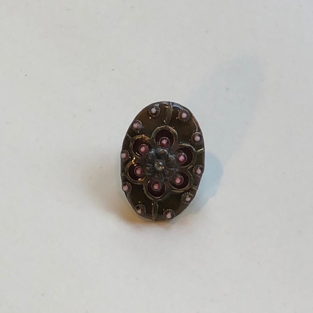 Flower Ring - Picture 2 of 6